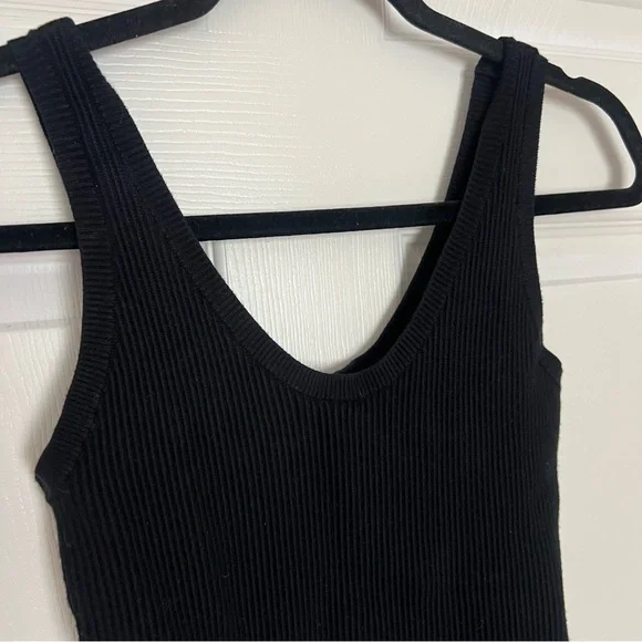 Abercrombie & Fitch Ribbed Knit Scoop Neck Sleeveless Bodysuit Black Size Small - Picture 4 of 9